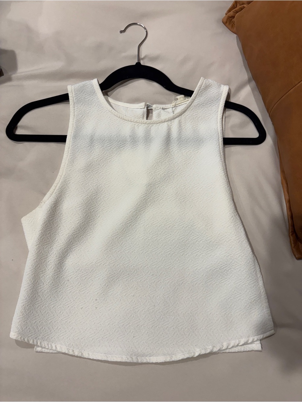 silence + noise White Tank